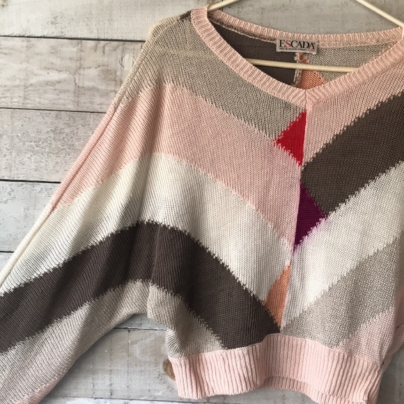 ESCADA linen geometric vneck sweater - Picture 4 of 12